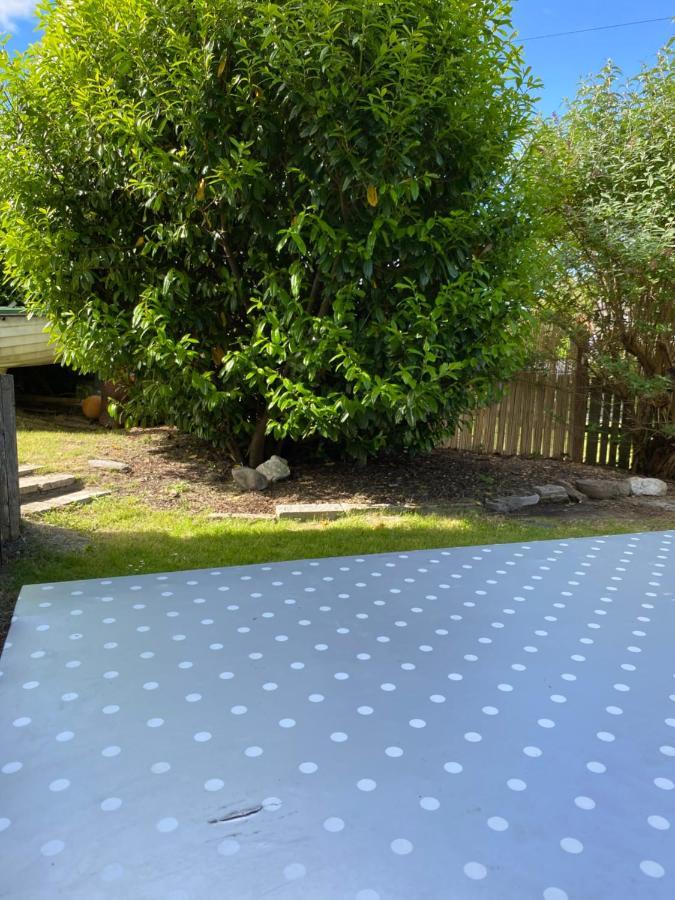 No 5 Newly Refurbished 4 Bedroom House Cononbridge Bagian luar foto